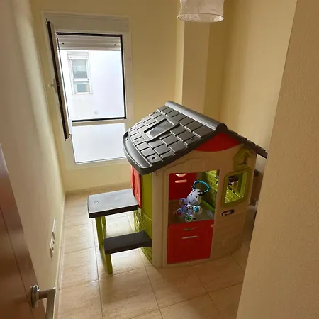 Cozy Modern 3 Bedroom Appartement